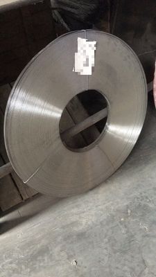 Ni Cr Cr20ni80抵抗ワイヤ 金色/青色熱合金帯 0.5-2.5mm × 5-48mm